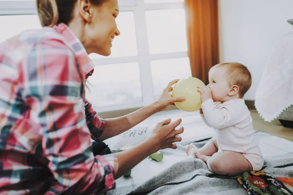 Happy Mother Playing Toys Cute Baby Carpet Smiling Mom Wears — Stock Photo, Image