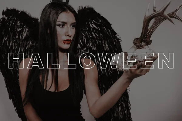 Halloween Demon Girl Szarvas Koponya Fekete Testhezálló Ruhát Szuper Szexi — Stock Fotó