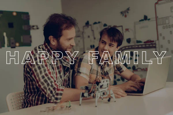 Father Son Programming Robot Laptop Happy Family Relationship Plaid Flannel — Stock Photo, Image