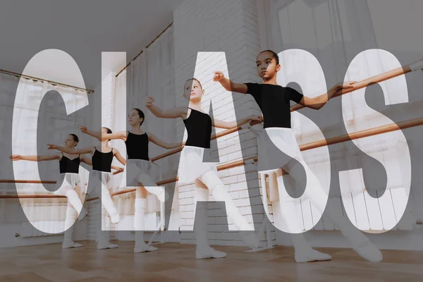 Konzentrierte Kinder Üben Beim Tanztraining Harte Arbeit Ballettunterricht Nette Kleine — Stockfoto