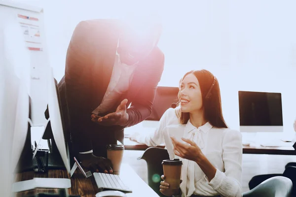 Equipe Gerentes Que Trabalham Moderno Call Center Gerente Com Computador — Fotografia de Stock