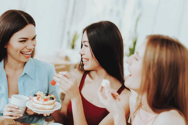 Familie Mit Frau Feiert März Happy Marth Für Alle Mädchen — Stockfoto