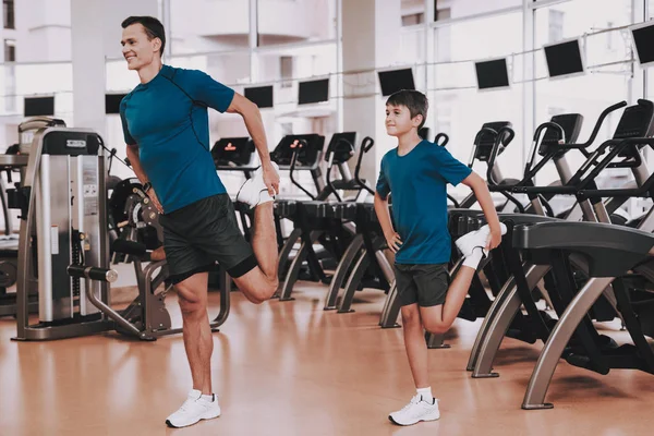 Padre Hijo Jóvenes Preparándose Para Entrenamiento Gimnasio Concepto Estilo Vida — Foto de Stock