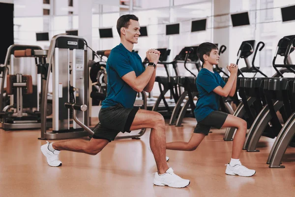 Giovani Padre Figlio Che Preparano Formazione Palestra Concetto Stile Vita — Foto Stock