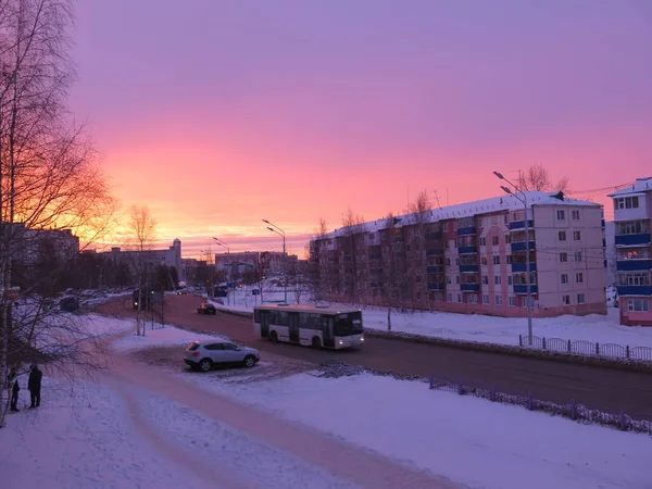  Şehirde kış gün batımı