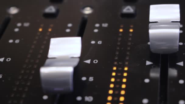 Faders Een Sound Mixing Desk Studio — Stockvideo