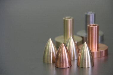 İşlem CNC Metal Kristali Dönüştürülüyor 