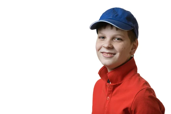 Portret Van Een Tiener Een Rood Shirt Een Blauwe Baseballpet — Stockfoto