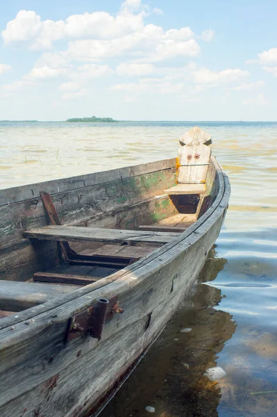 Platbodemboot Het Meer — Stockfoto