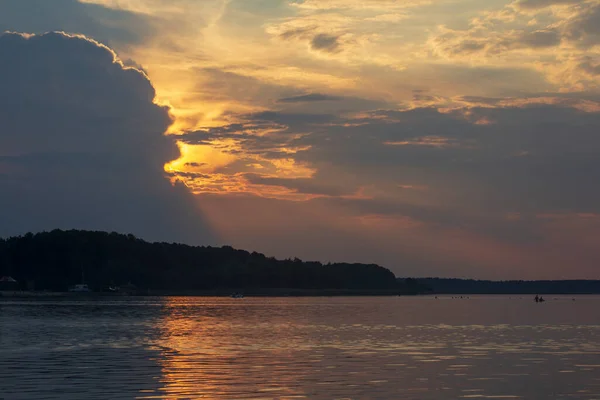 Imagem Horizontal Pôr Sol Sobre Lago Sol Noite — Fotografia de Stock