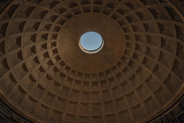 Roma 'da Pantheon Kubbesi, İtalya