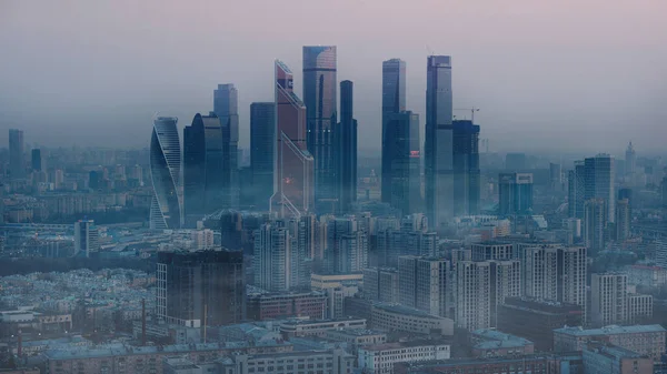 Glass Skyscraper Fog Rises City Moscow City Office Buildings — Stock Photo, Image