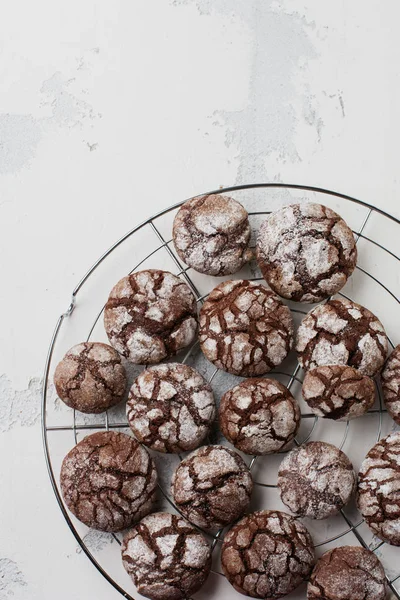 Ciasteczka Czekoladowe Brownie Cukier Puder Czekolada Crinkles — Zdjęcie stockowe