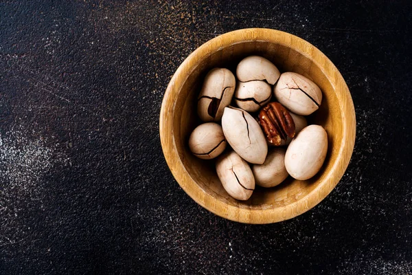 Organic Dried Pecan Wooden Bowl Dark Slate Background Top View — Stock Photo, Image