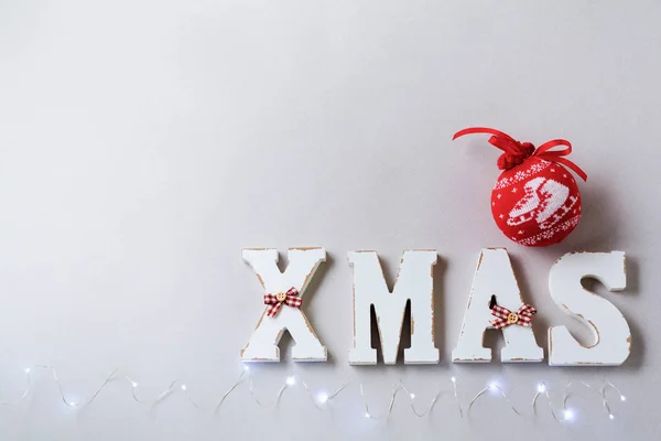 Composição Natal Com Letras Xmas Decoração Ano Novo Fundo Cinza — Fotografia de Stock