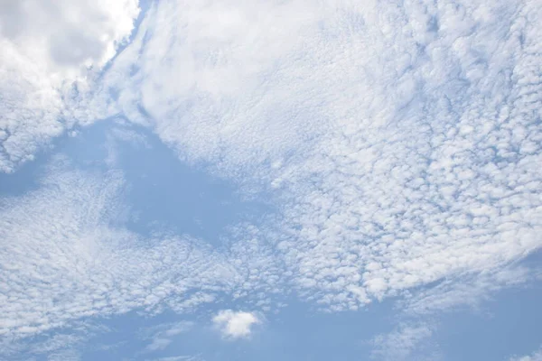 Padrão Nuvens Acordo Com Diferentes Condições Meteorológicas — Fotografia de Stock