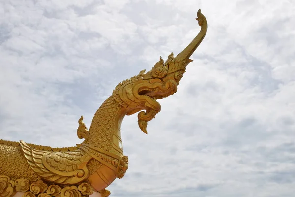 Naga Statyn Thailändska Tempel Symbol För Dem Som Har Stark — Stockfoto