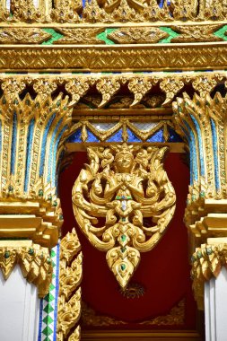 Tayland tapınağında Budizm 'i koruyan bir meleğin resmi.