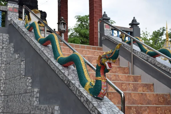 Statua Naga Nei Templi Thailandesi Simbolo Coloro Che Hanno Una — Foto Stock