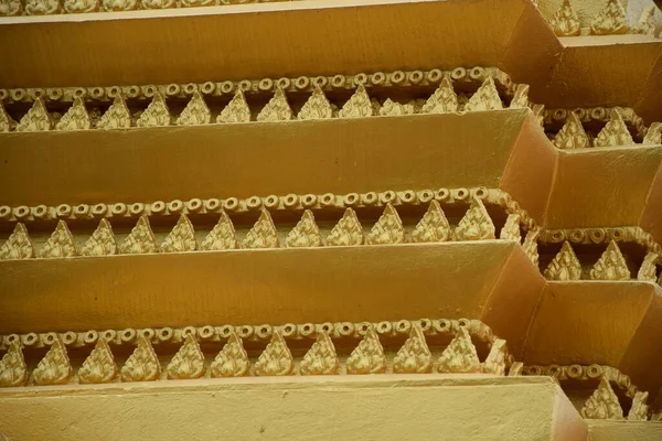 Bordo Della Pagoda Decorato Con Motivo Tailandese Oro — Foto Stock