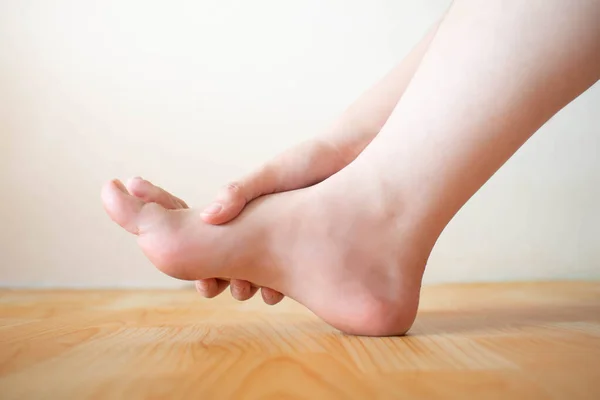 Young Female Suffering Foot Pain Numbness Home Causes Pain Include — Stock Photo, Image