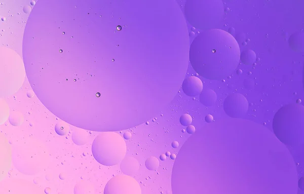Abstraktní Barevné Makro Pozadí Olejových Bublin Vodě Fialové Barvy — Stock fotografie
