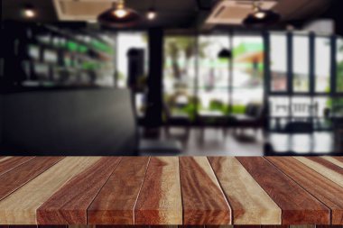 Kafedeki ahşap masa üstü tasarım için boş.