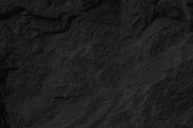 Doğal taştan banyo kiremitleri, mutfak zemini, iç ve dış taş duvar tasarımları.