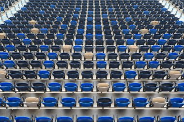Boş stadyum koltuğu. Stadyum taraftarlardan boşaldı.