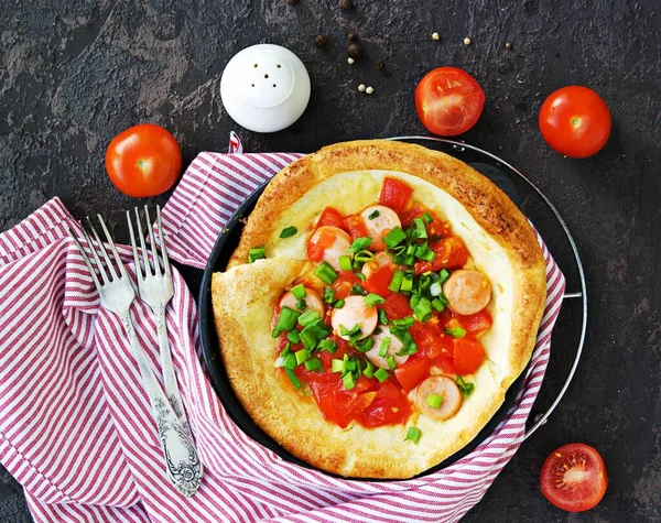 Dutch Baby Pancake Filled Tomatoes Sausages Cheese Serving Cast Iron — Stock Photo, Image