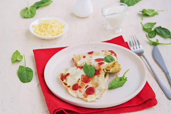 Crepes Spinach Ricotta Cheese Baked Bechamel Sauce Tomato Sauce White — Stock Photo, Image