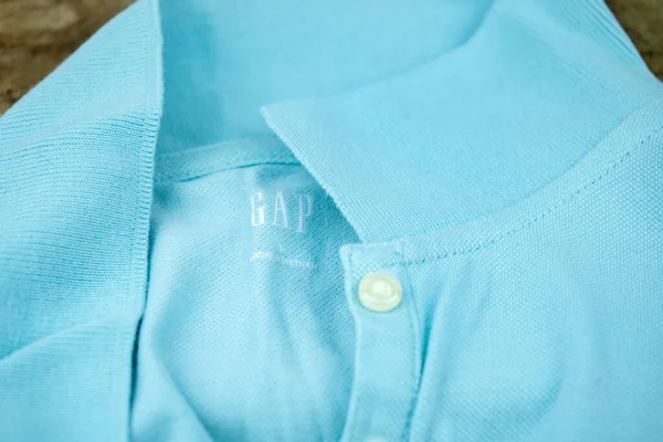 Κλασικό Polo Shirt Brand Name Στο Εσωτερικό Gap Ρούχα Βαμβακερά — Φωτογραφία Αρχείου