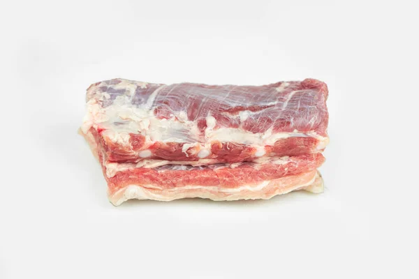 Stück Fette Schweinerippchen Rohes Fleisch Isoliert Auf Weiß — Stockfoto