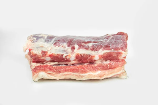 Kawałek Tłuszczu Żeberka Wieprzowego Surowe Mięso Izolowane Białym — Zdjęcie stockowe