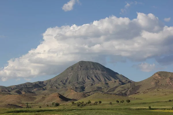 Colina Arménia Céu Limpo — Fotografia de Stock