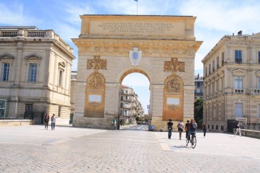 Montpellier, Paris, Fransa'nın bir kopyasını zafer takı