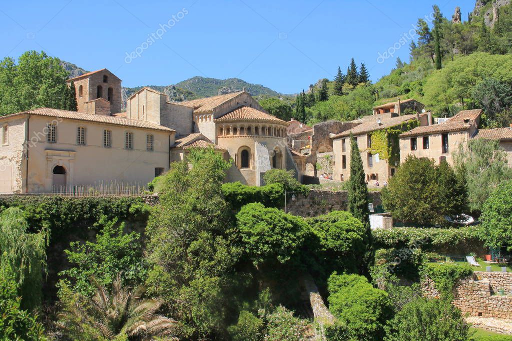 El incre ble pueblo de Saint Guilhem le Desert en el valle del Herault