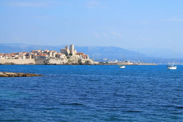 Panoramautsikt Över Den Gamla Befästa Staden Antibes Frankrike — Stockfoto