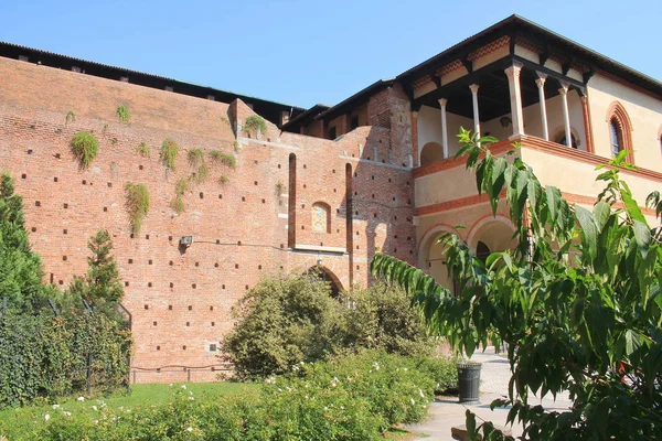 Sforza Kalesi Milan İtalya