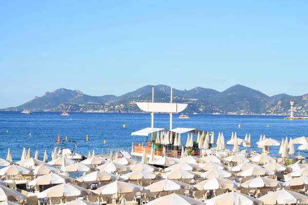 Fransız Rivierası, Fransa sahil boyunca Cannes ve Croisette plaj