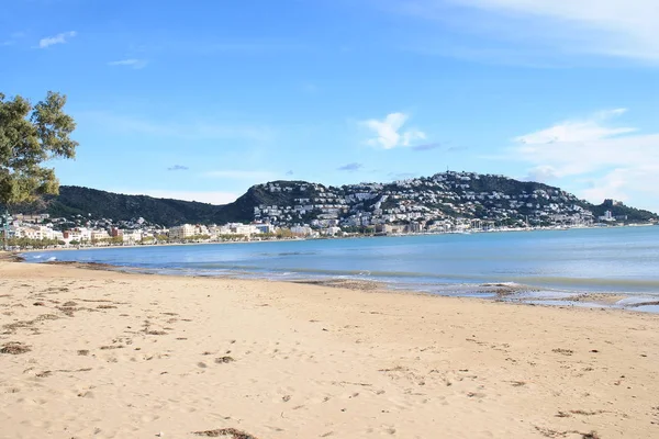 Wunderschöner Rosenstrand Mediterrane Stadt Der Costa Brava Katalonien Spanien — Stockfoto