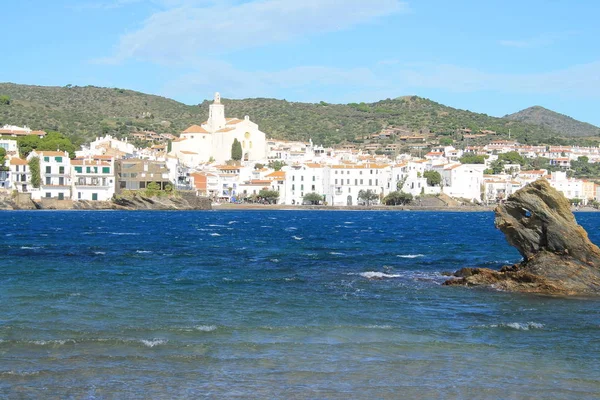 Cadaques Amazing İspanya köyü, Akdeniz, Costa Brava, Katalonya