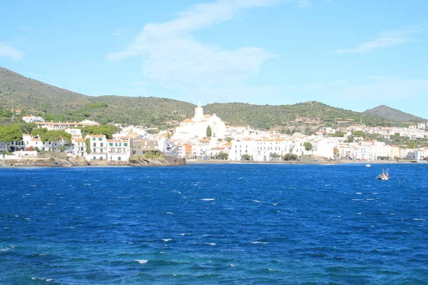 Cadaques Amazing İspanya köyü, Akdeniz, Costa Brava, Katalonya