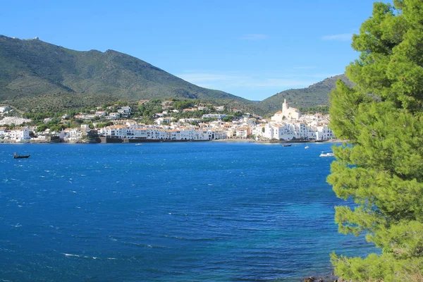 Cadaques Akdeniz köyü, Costa Brava'nın İncisi, İspanya
