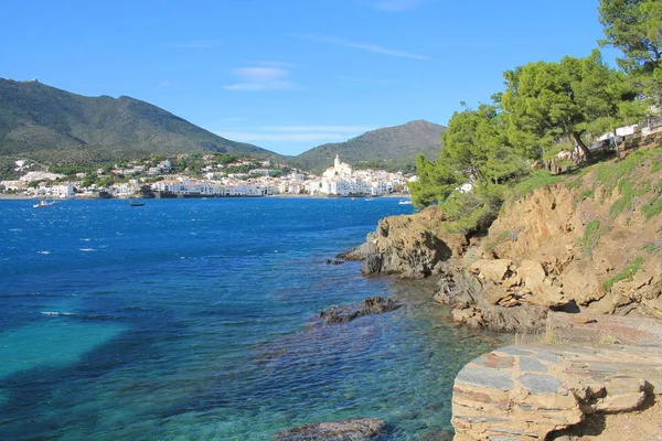 Cadaques Akdeniz köyü, Costa Brava'nın İncisi, İspanya