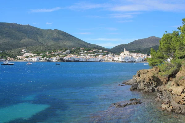 Cadaques Akdeniz köyü, Costa Brava'nın İncisi, İspanya