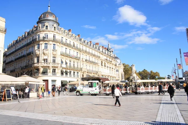 Komedia Placu Montpellier Fontanną Trzy Gracje Francja — Zdjęcie stockowe