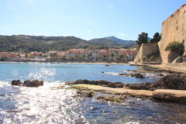 Słynne Miasto Collioure Podnóża Pirenejów Położone Wybrzeżu Vermeille Ostatnim Odcinku — Zdjęcie stockowe
