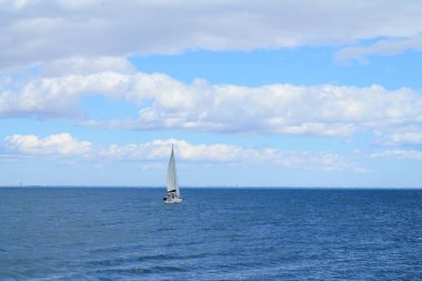 Yelkende Akdeniz deniz, Fransa