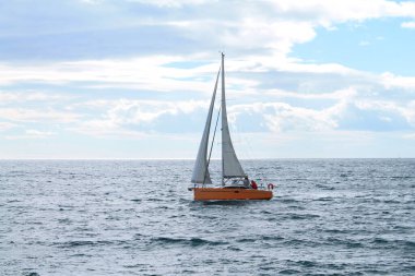 Yelkende Akdeniz deniz, Fransa